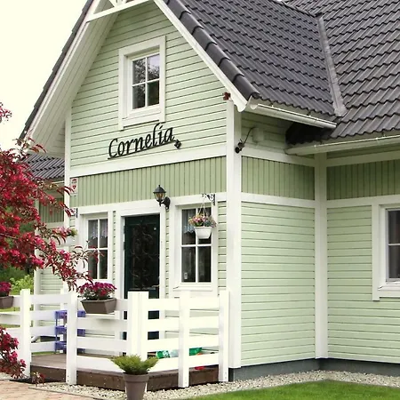 Country Cornelia Puhkemaja *